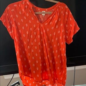 Old navy orange/red v-neck top